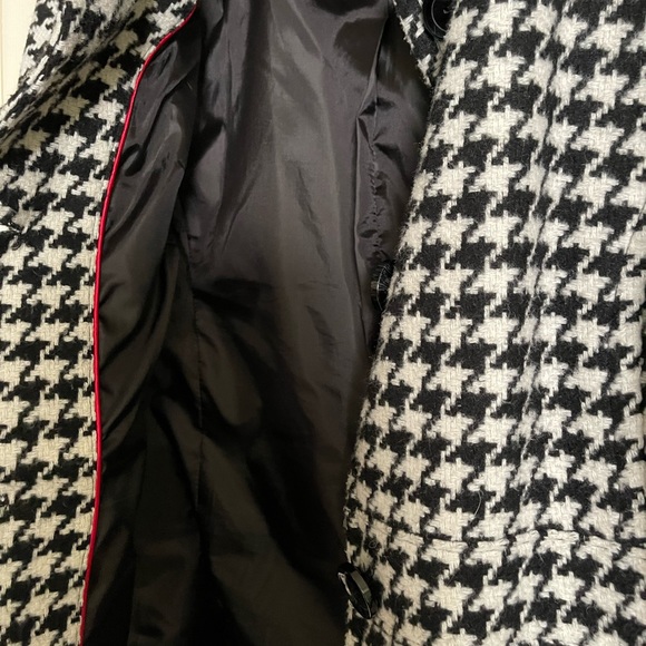 Gently used houndstooth jacket - Picture 4 of 5